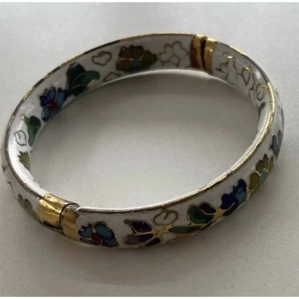 Vintage White Enamel Cloisonné Floral Blue Multi Color Hinged  Bangle Sz 7.5”